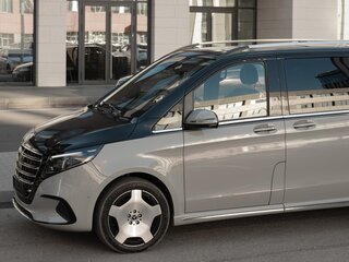 2025 Mercedes-Benz V-Класс Extra Long 300 d экстра длинный III (W447) Рестайлинг 2, серый, 13700000 рублей, вид 2