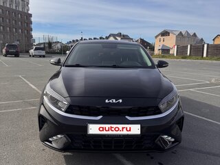 2022 Kia Cerato IV Рестайлинг, чёрный, 2250000 рублей, вид 2