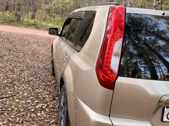 2011 Nissan X-Trail II Рестайлинг, золотистый, 1150000 рублей - вид 13
