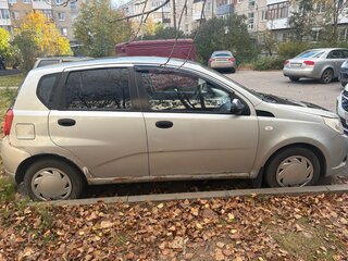 2008 Chevrolet Aveo I Рестайлинг, серебристый, 220000 рублей, вид 3