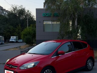 2011 Ford Focus III, красный, 690000 рублей, вид 2
