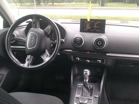 2014 Audi A3 III (8V), белый, 1300000 рублей - вид 5