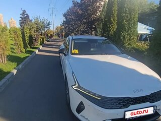 2021 Kia K5 III, белый, 1450000 рублей, вид 2