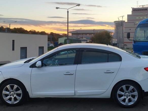 2010 Renault Fluence I, белый, 500000 рублей - вид 7