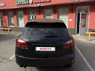 2011 Porsche Cayenne Turbo II (958), пурпурный, 1700000 рублей, вид 4