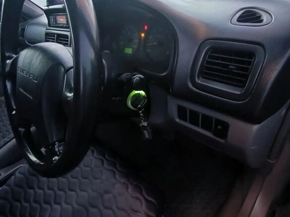2001 Subaru Forester I Рестайлинг, серый, 500000 рублей - вид 10