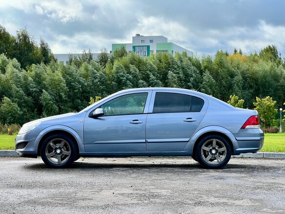 2008 Opel Astra H Рестайлинг, серый - вид 2