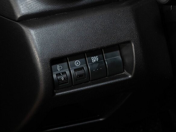 2007 Mazda 3 I (BK) Рестайлинг, красный, 570000 рублей - вид 13