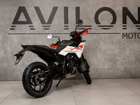 2026 KTM 390 Adventure X, белый, 720000 рублей, вид 3
