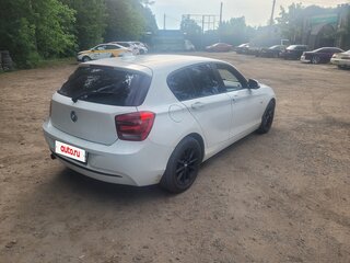 2012 BMW 1 серии 118i II (F20/F21), белый, 1100000 рублей, вид 4