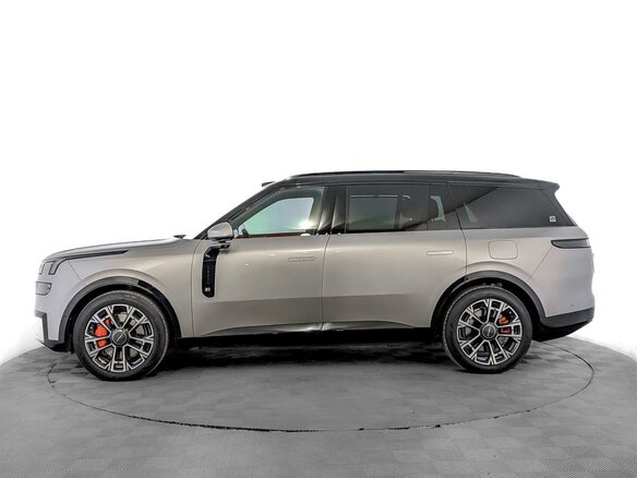 2026 Lynk & Co 900, серебристый, 9000000 рублей - вид 2