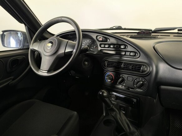 2015 Chevrolet Niva I Рестайлинг, серый, 570000 рублей - вид 13