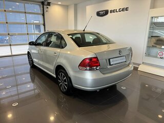 2012 Volkswagen Polo V, бежевый, 630000 рублей, вид 2