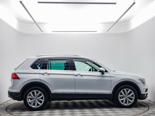 2016 Volkswagen Tiguan II, белый, 1905000 рублей, вид 4