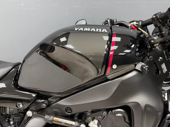 2023 Yamaha XSR900, чёрный, 1140000 рублей - вид 7