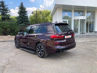 2020 BMW X7 30d I (G07), пурпурный, 6800000 рублей, вид 4