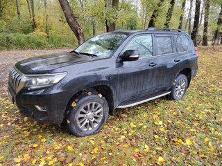 2018 Toyota Land Cruiser Prado 150 Series Рестайлинг 2, чёрный, 4750000 рублей, вид 2