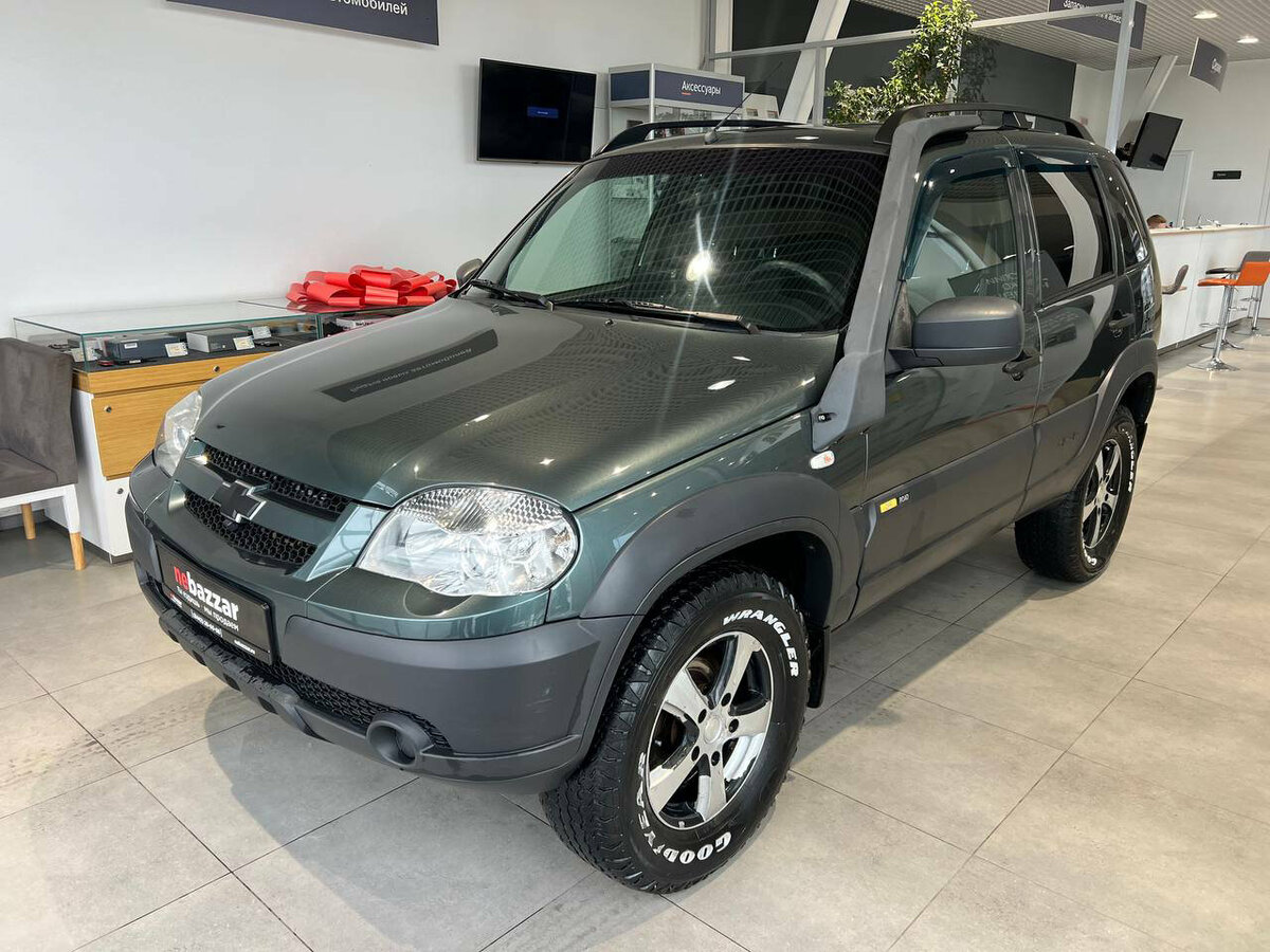 Открыть фотографии: Chevrolet Niva I Рестайлинг