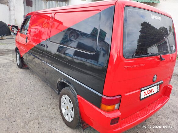 2000 Volkswagen Transporter, красный, 690000 рублей - вид 4