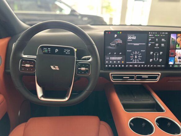 2025 Li Auto (Lixiang) L9 52.3 kWh I Рестайлинг, чёрный - вид 11