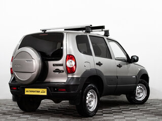 2011 Chevrolet Niva I Рестайлинг, коричневый, 569000 рублей, вид 4