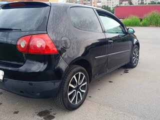 2004 Volkswagen Golf V, чёрный, 395000 рублей, вид 5