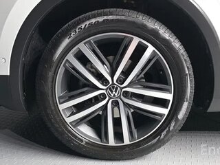 2022 Volkswagen Tiguan II Рестайлинг, белый, 3700000 рублей, вид 5