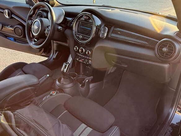 2020 Mini Hatch JCW III (F55/F56) Рестайлинг, чёрный, 3200000 рублей - вид 11