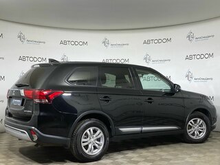 2018 Mitsubishi Outlander III Рестайлинг 2, чёрный, 1749900 рублей, вид 2
