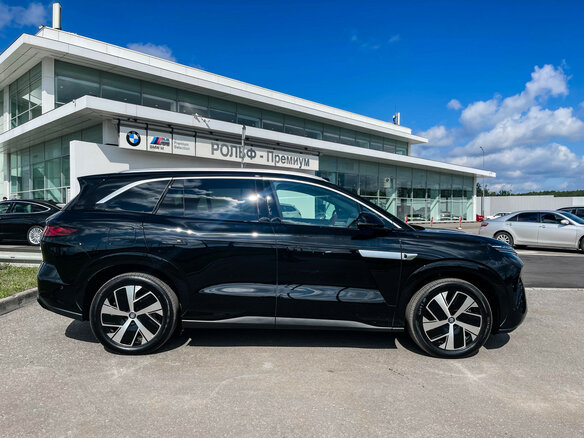 2025 BYD Tang L, чёрный - вид 3