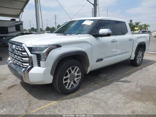 2024 Toyota Tundra CrewMax III, белый, 7690000 рублей, вид 2