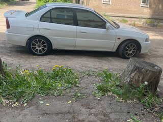 1996 Mitsubishi Lancer VII, белый, 185000 рублей, вид 2