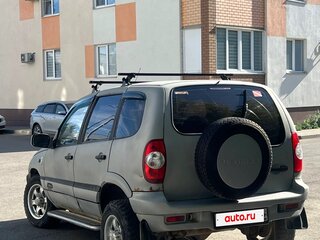 2004 Chevrolet Niva I, серебристый, 175000 рублей, вид 4