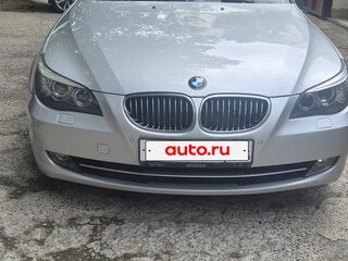 2008 BMW 5 серии 530i V (E60/E61) Рестайлинг, серебристый, 1500000 рублей, вид 1