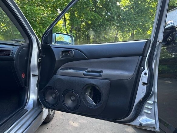 2004 Mitsubishi Lancer IX, серебристый, 265000 рублей - вид 7