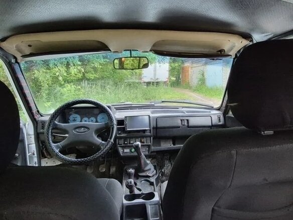 1997 Lada (ВАЗ) 2121 (4x4) I Рестайлинг, белый, 230000 рублей - вид 9