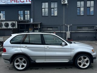 2002 BMW X5 4.6is I (E53), серый, 900000 рублей, вид 4