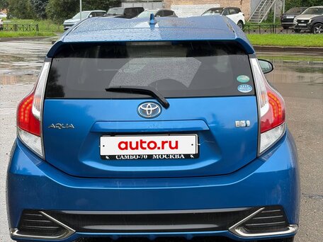 2015 Toyota Aqua I Рестайлинг, синий, 749999 рублей, вид 3