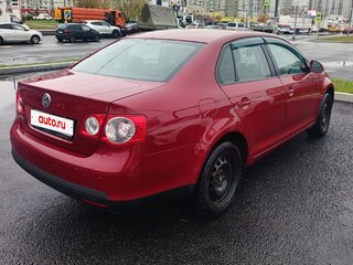2010 Volkswagen Jetta V, красный, 440000 рублей, вид 4