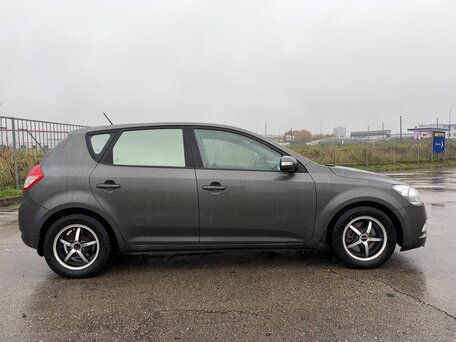 2010 Kia Ceed I Рестайлинг, серебристый, 540000 рублей, вид 2
