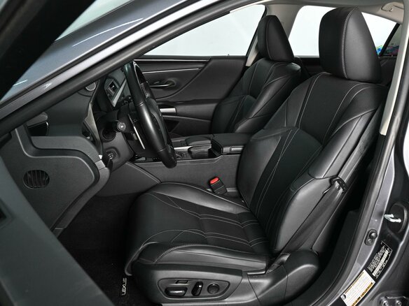 2021 Lexus ES 300h VII, серый - вид 9