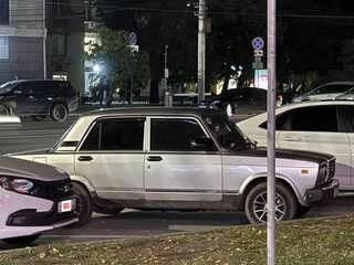 2010 Lada (ВАЗ) 2107, серебристый, 170000 рублей, вид 5