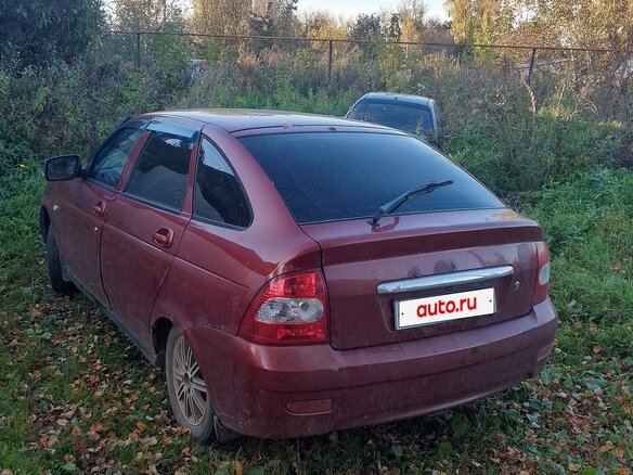 2008 Lada (ВАЗ) Priora I, красный, 120000 рублей - вид 2