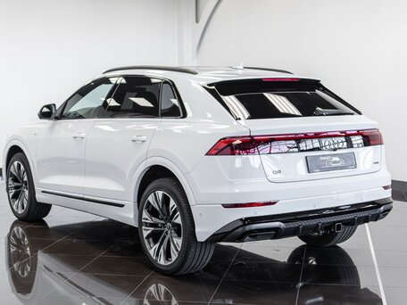 2024 Audi Q8 55 TFSI I (4M) Рестайлинг, белый, 12760000 рублей, вид 4