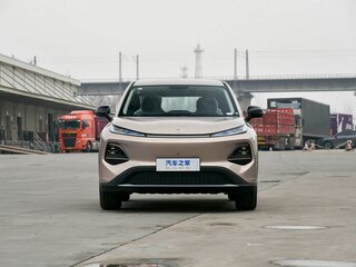 2026 Changan Qiyuan Q05 40.3 kWh II, бежевый, 1680226 рублей, вид 2