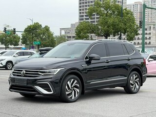 2023 Volkswagen Tiguan L II Рестайлинг (China Market), чёрный, 2540000 рублей, вид 1