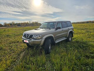 2002 Nissan Patrol V (Y61), бежевый, 2222222 рублей, вид 1
