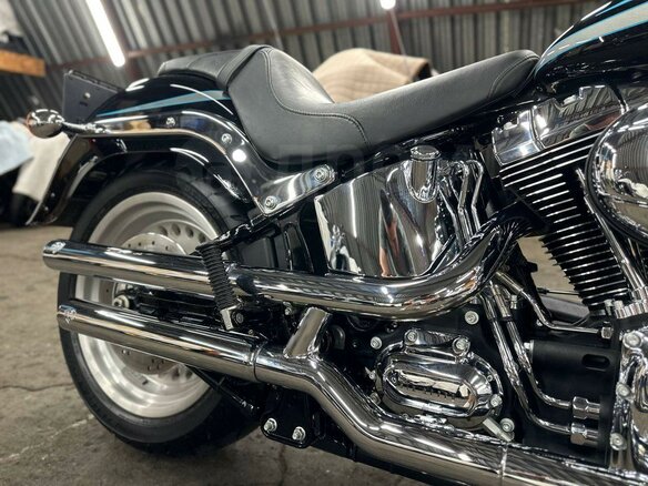 2010 Harley-Davidson Fat Boy, чёрный, 990000 рублей - вид 16