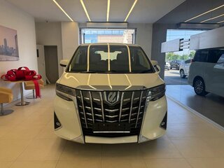 2018 Toyota Alphard III Рестайлинг, белый, 2998000 рублей, вид 2