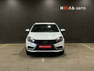 2019 Lada (ВАЗ) Vesta SW I, белый, 900000 рублей, вид 2